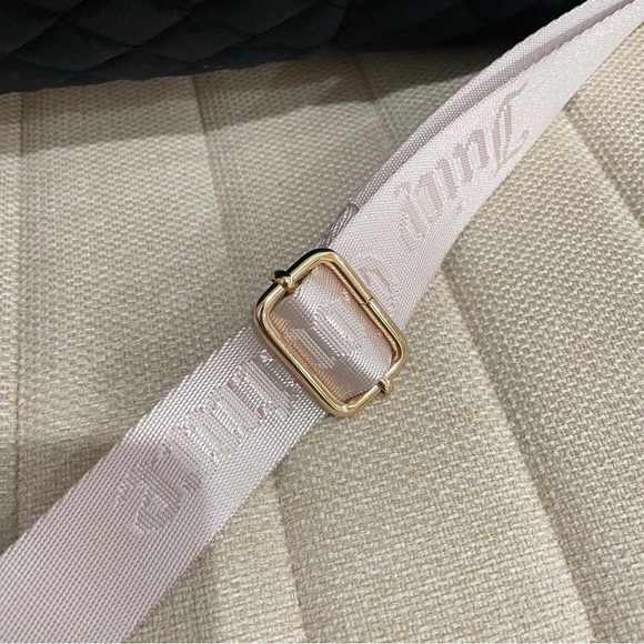 NEW Juicy Couture Black Royal Couture Wordplay Overnighter Travel Duffel Bag - Picture 4 of 9